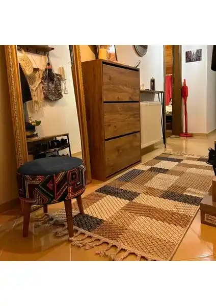 Cool Halı Bress 1406: Sarı-Mavi İskandinav Stilinde Sade ve Dayanıklı Makine Dokuma Halı