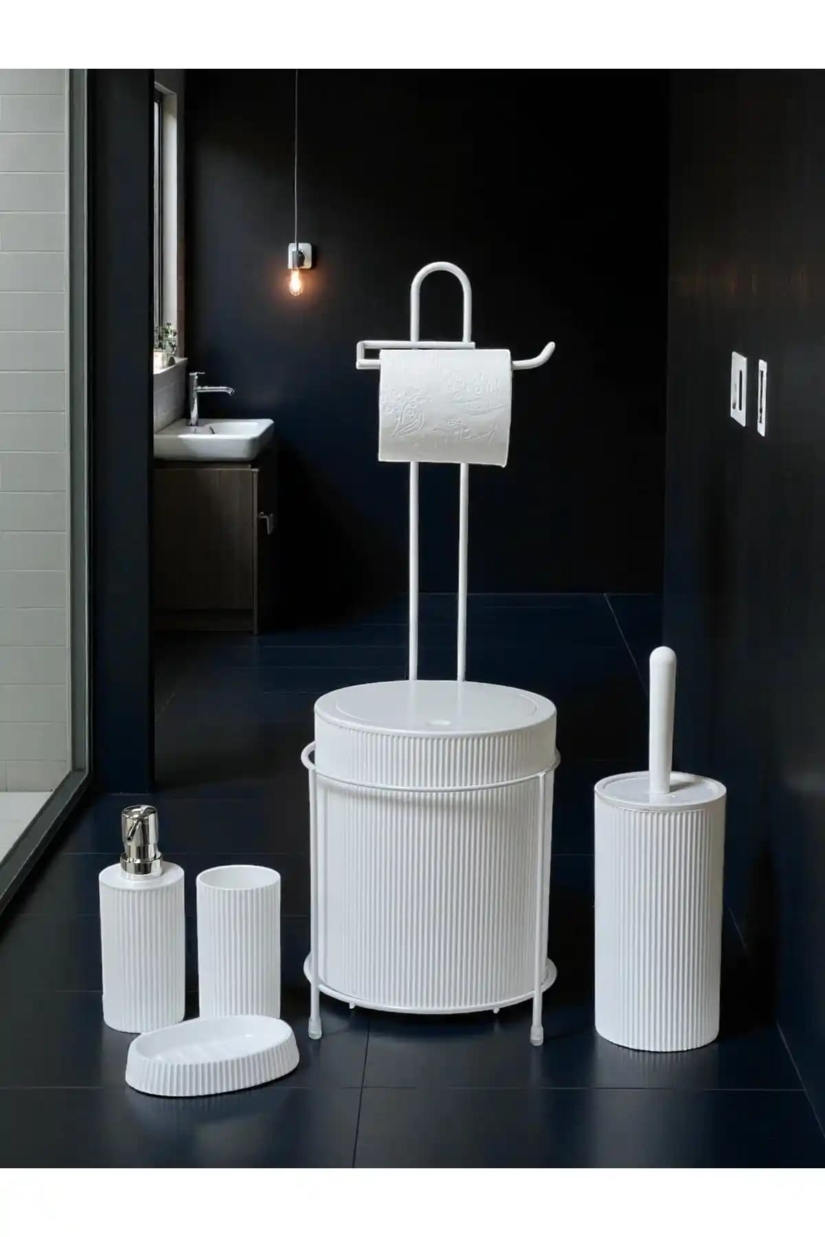 Metalshop 6 Parça Banyo Seti: Şık, Dayanıklı ve Fonksiyonel Düzenleyici Çözüm