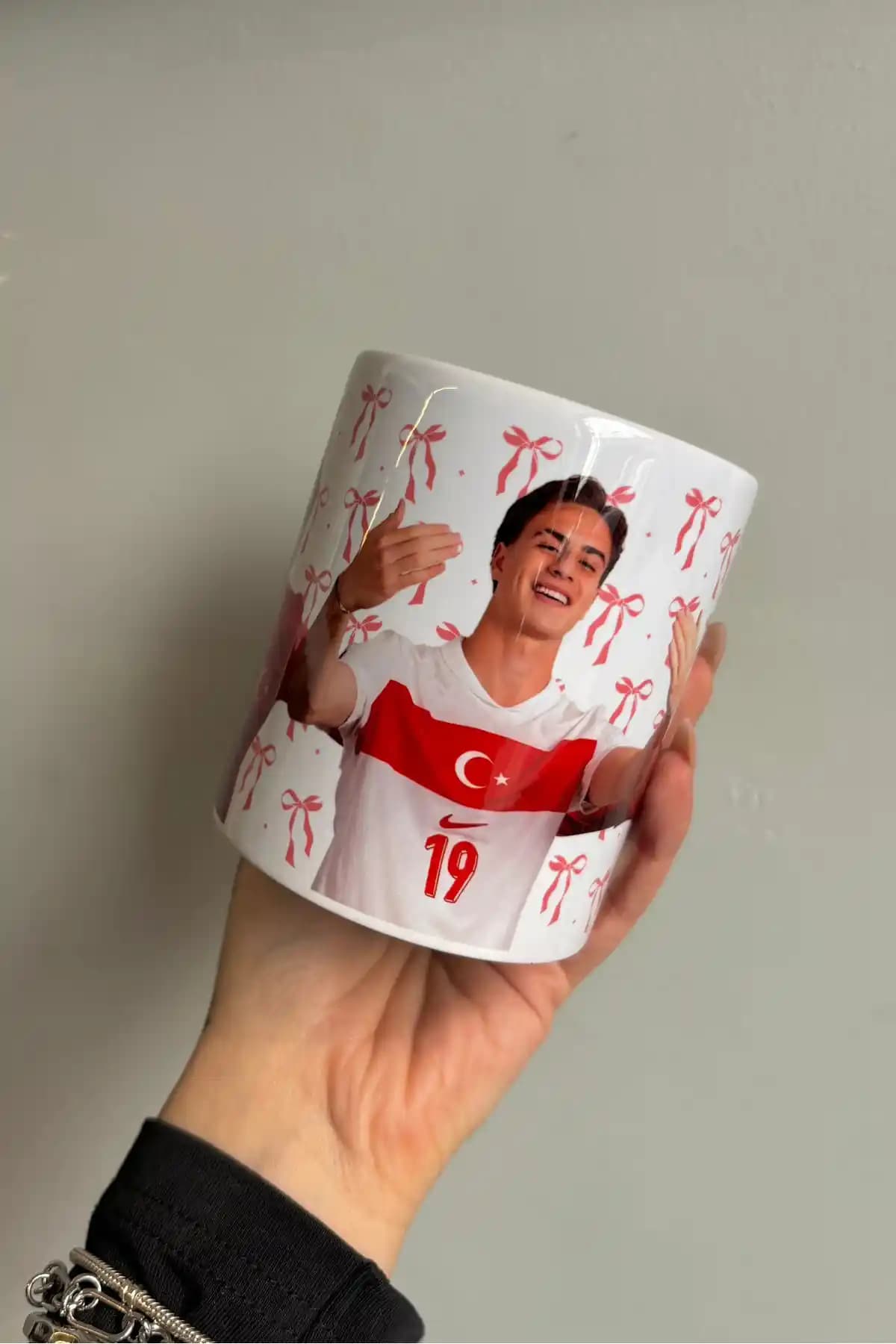 Namgo Kenan Yıldız Beyaz Porselen Kupa Bardak: Teknik İnceleme ve Kullanım Rehberi