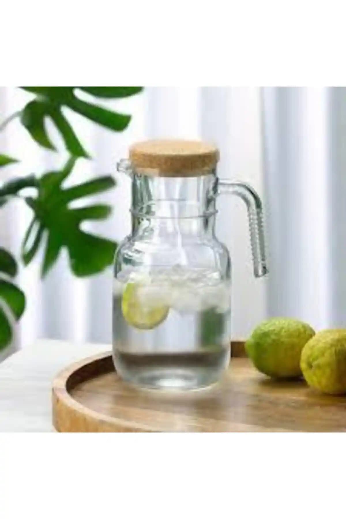 Paşabahçe Hoop Mantarlı Kapaklı Sürahi: 1500 cc hacmiyle estetik ve kullanışlılık bir arada