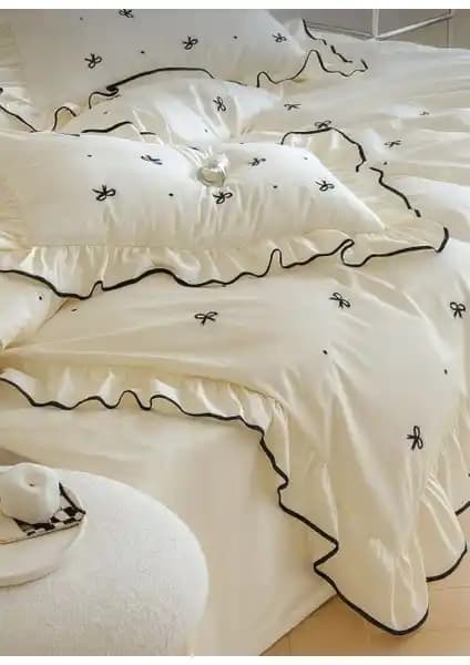 Uçkan Tekstil %100 Pamuk Çift Kişilik Fırfırlı Nevresim Seti: Özellikler ve Kullanım