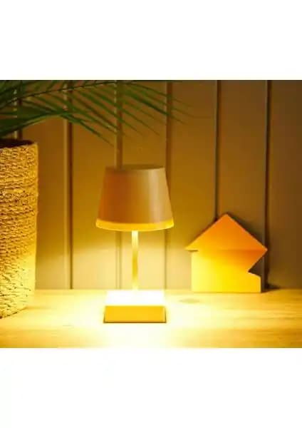 Bood BB-16 ve Cata CATA-8435 Oslo Şarjlı Masa Lambası Modellerinin Karşılaştırması