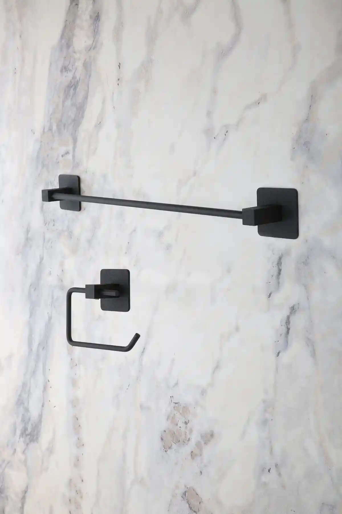 Evina Kare Yapışkanlı Uzun Havluluk Tuvalet Kağıtlığı Modern ve Dayanıklı Tasarım