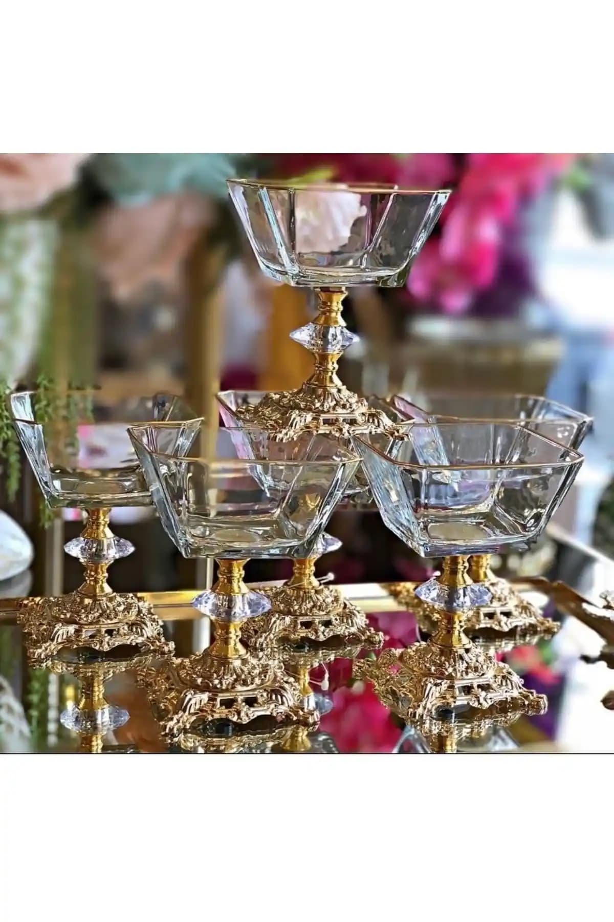 Metal Ayaklı Cam Tatlı Dondurma Çerezlik Kase Altın 6lı - Şık ve Dayanıklı Tasarım