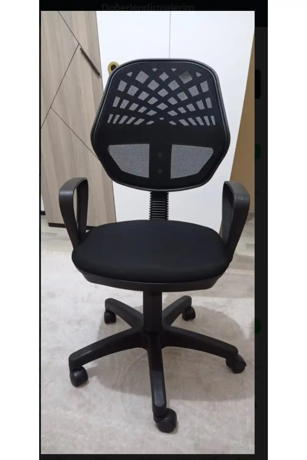 SDT TİCARET Siyah Fileli Oyuncu Koltuğu: Ergonomik ve Fonksiyonel Tasarım