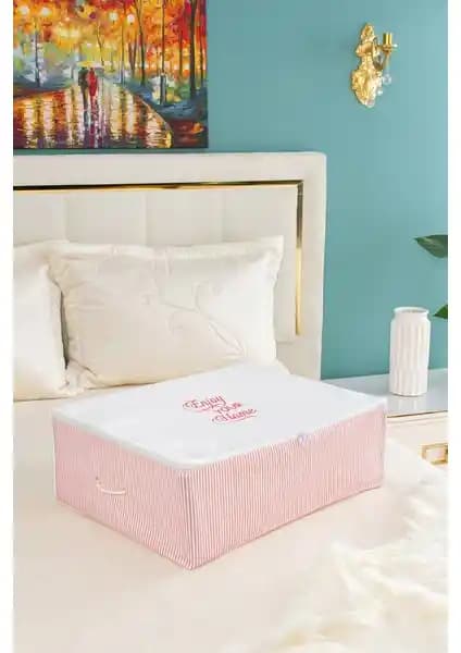 Serstil Büyük Boy Pembe Çizgili ve Mini Boy Siyah Hurç Modelleri Karşılaştırması