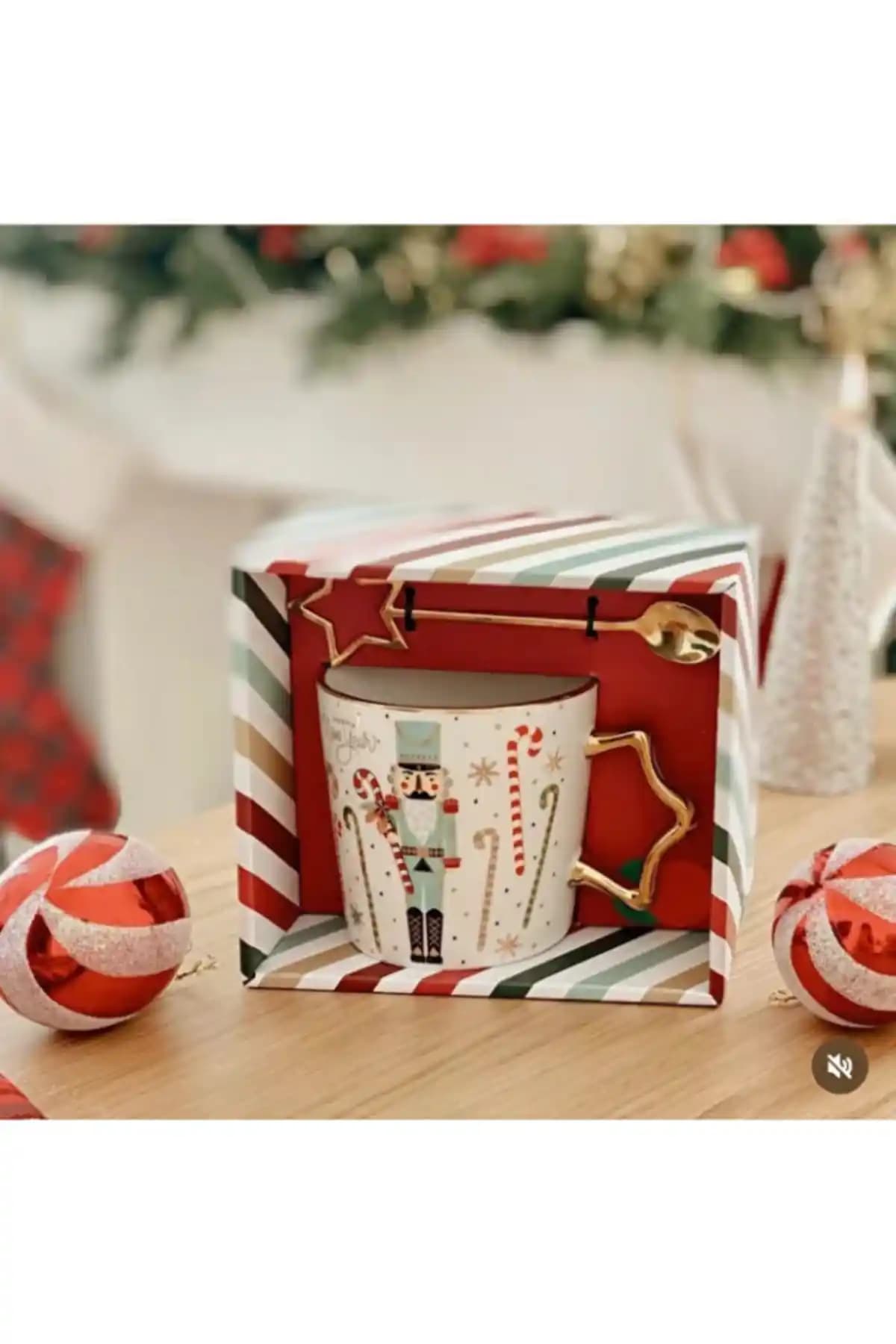 Tohana Kupa THN10222 XMS 350 ml Yılbaşı Temalı Şık ve Ergonomik Porselen Kupa