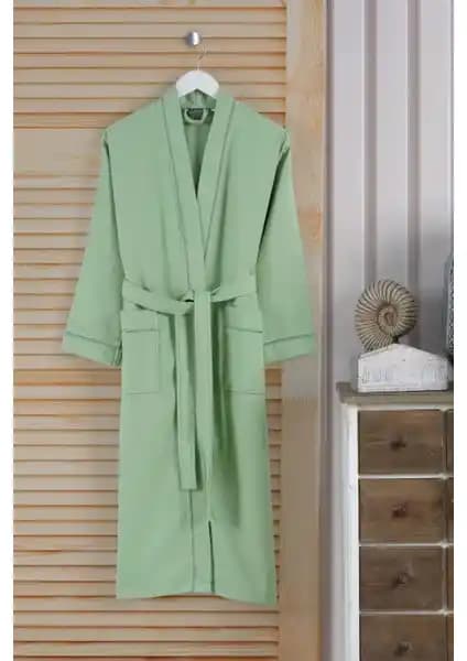 Varol Dama Serisi Kimono ve Şal Yaka Pike Bornoz Modellerinin Detaylı Karşılaştırması