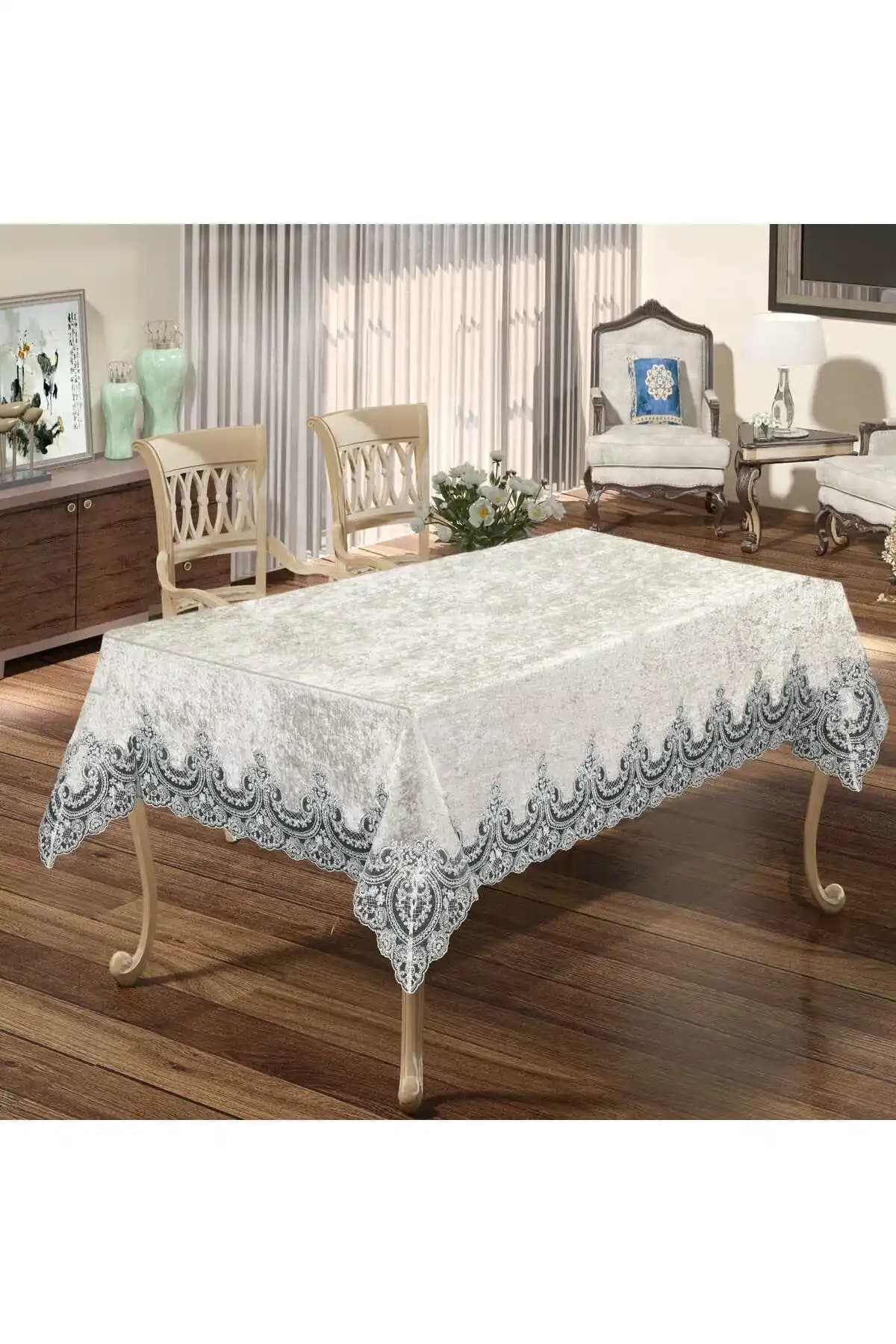 ZELAL Kareleva Fransız Güpürlü Kadife Masa Örtüsü ile Zarif ve Dayanıklı Dekorasyon
