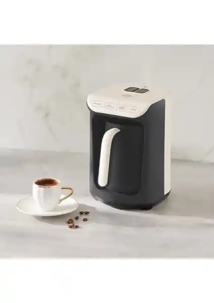 Karaca Hatır Köz Türk Kahve Makinesi: Geleneksel ve Modern Kahve Deneyimi