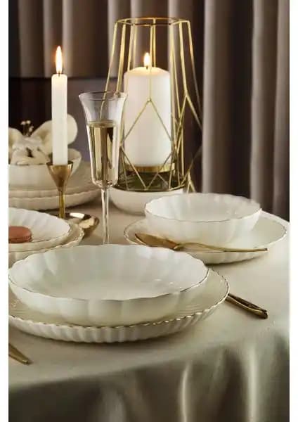 Kütahya Porselen Bone Luz Form 24 Parça Yemek Takımı Zarif ve Şık Tasarımıyla Öne Çıkar