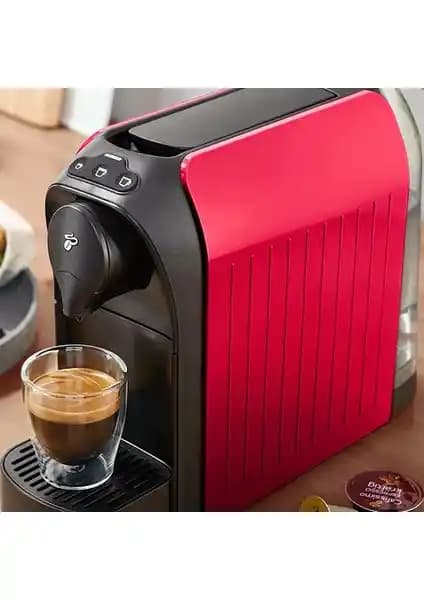 Tchibo Cafissimo Easy Kapsüllü Kahve Makinesi: Evde Profesyonel Kahve Deneyimi Sunar