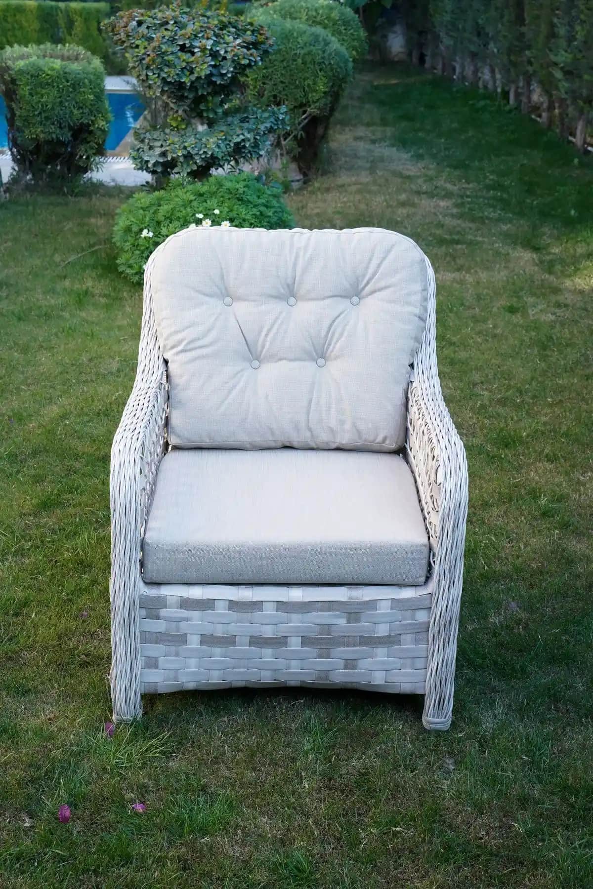 Ares Rattan Koltuk ile Dekorasyonunuza Doğal ve Şık Bir Dokunuş Katın