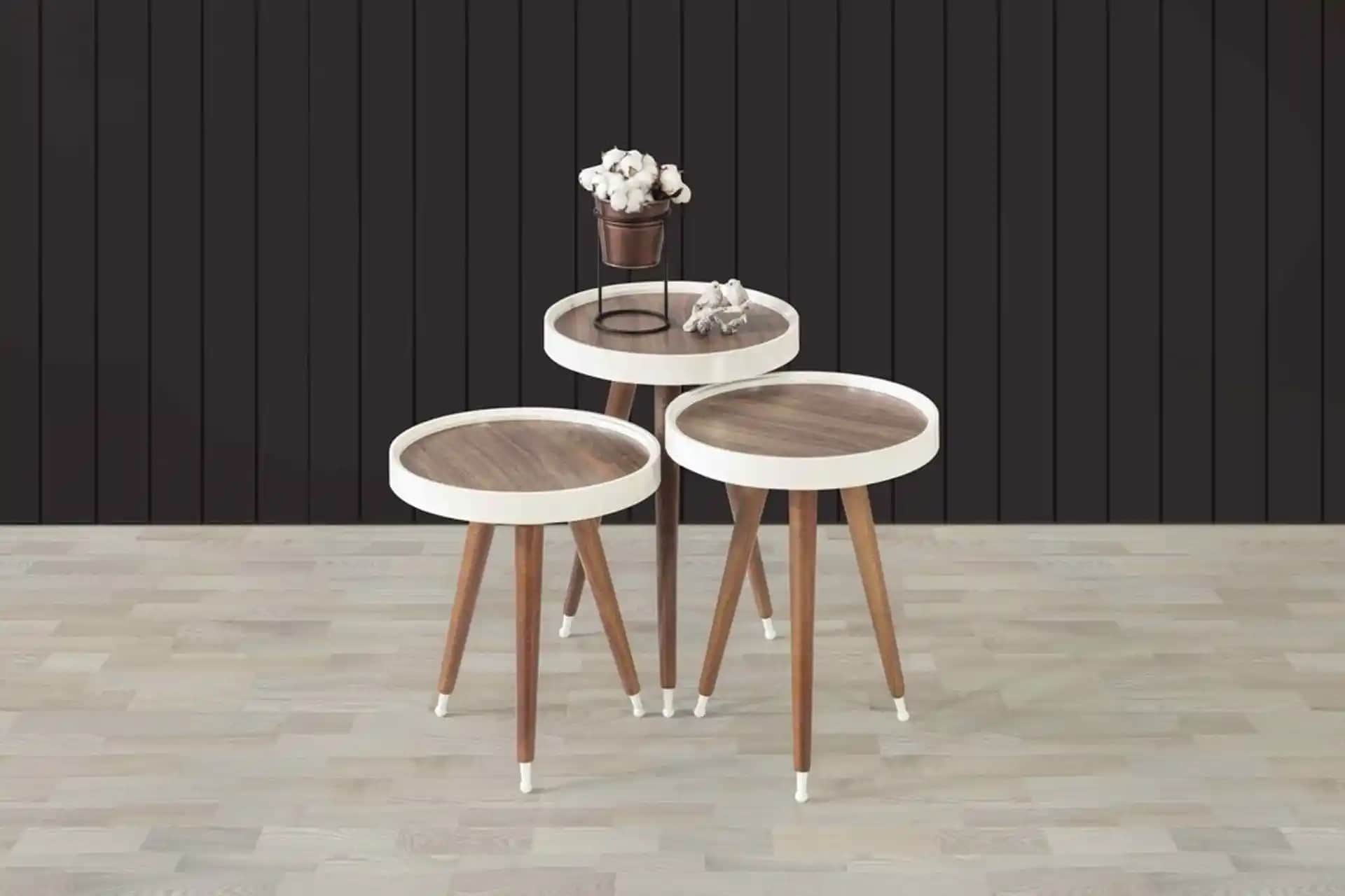 Beyaz Yuvarlak Zigon Sehpa ile Dekorasyonda Şıklık ve İşlevselliğin Buluşması