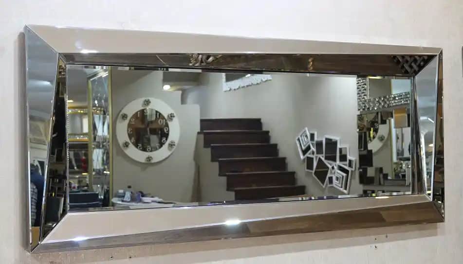 Dekorasyonda Çapraz Aynaların Estetik ve Fonksiyonel Kullanım İpuçları