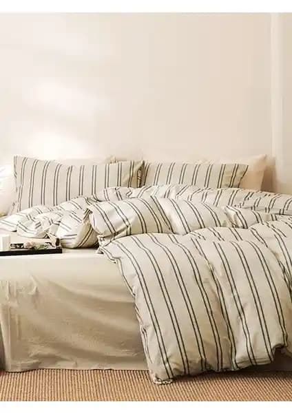 Caqqa Naturel Pamuk Çizgili Çift Kişilik Nevresim Takımı Estetik ve Fonksiyonellik Sunar