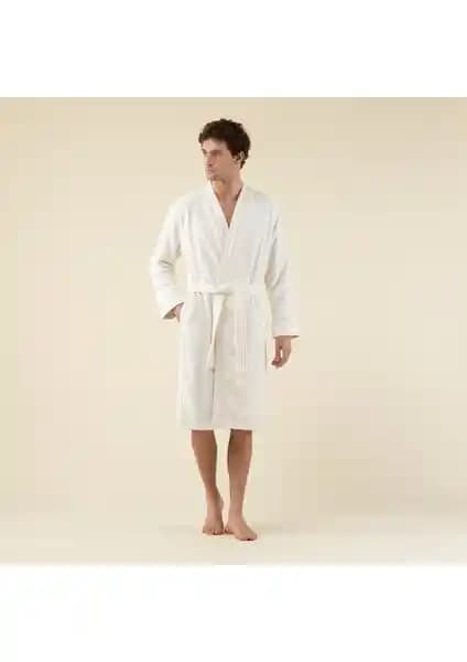 Chakra Chic Erkek Bornoz Ekru – Konfor ve Şıklığı Bir Arada Sunan Günlük Kullanım Ürünü