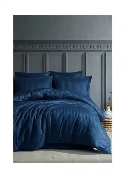 Çift Kişilik Saten Nevresim Takımı: Şıklık ve Konforu Bir Arada Sunar