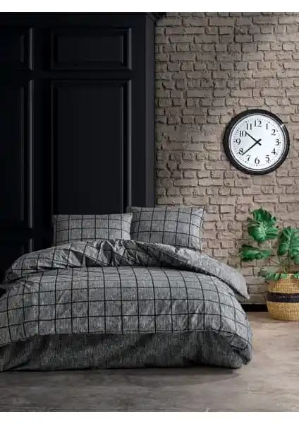 Cozy Home Siyah Kare Desenli Çift Kişilik Nevresim Takımı Modern ve Dayanıklı Tasarım