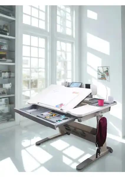 Creo Mobili Sirius Modeli Çalışma Masası: Ergonomik ve Çok Yönlü Tasarım Özellikleri