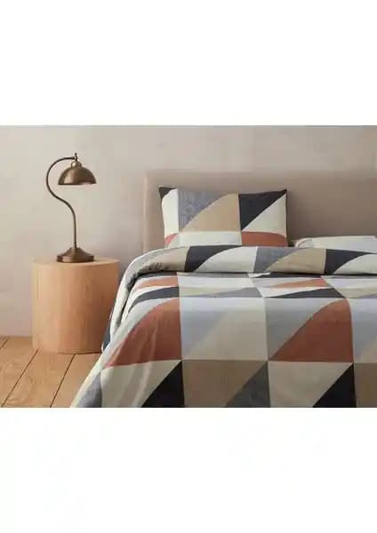 English Home Triad Pratik ve Şık Tek Kişilik Nevresim Seti 160x220 cm