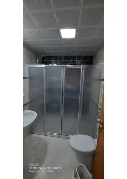 Giray Duş Akabin 140-160 cm Arası Modern ve Dayanıklı Parlak Profil Tasarımıyla