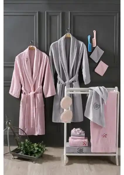 Güvenal Asya 16 Parça Kutulu Çeyizlik Bornoz Seti ile Şıklık ve Konforun Buluşması