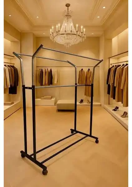 Homebella Paslanmaz Metal Askılık: Dayanıklı ve Çok Yönlü Kıyafet Sergileme Çözümü