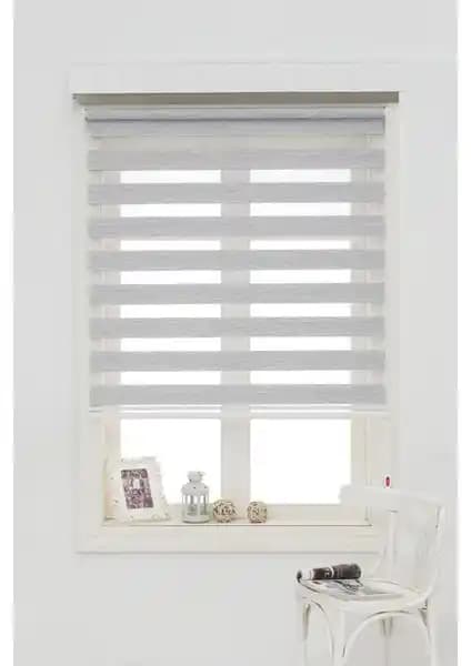 İREMKARAHOME Bambu Raks Açık Gri Zebra Perde: Modern ve Fonksiyonel Tasarım Özellikleri