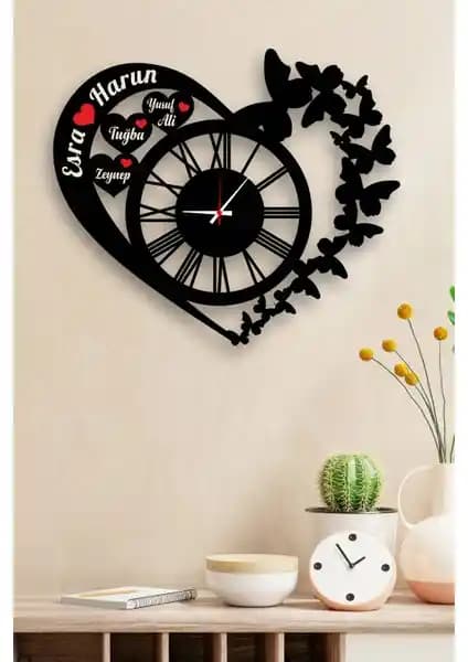 İsme Özel Kalp Tasarım Ahşap Duvar Saati ile Evinize Şıklık Katın