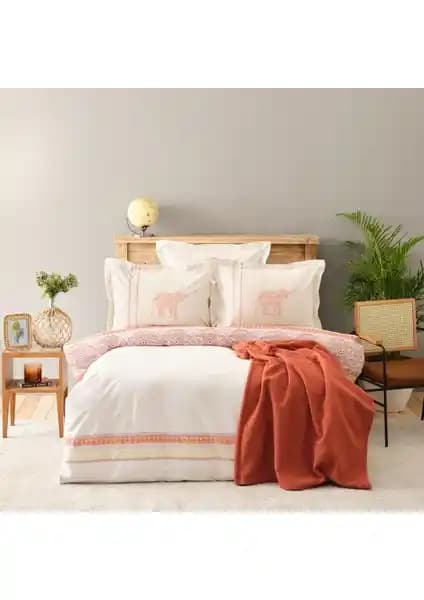 Karaca Home Espilo %100 Pamuk Çift Kişilik Nevresim Takımı: Konfor ve Estetiğin Buluşması