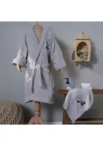 Karaca Home Peanuts Çocuk Bornozu: Konfor ve Şıklık Bir Arada, 6-8 Yaş Çocuklar İçin