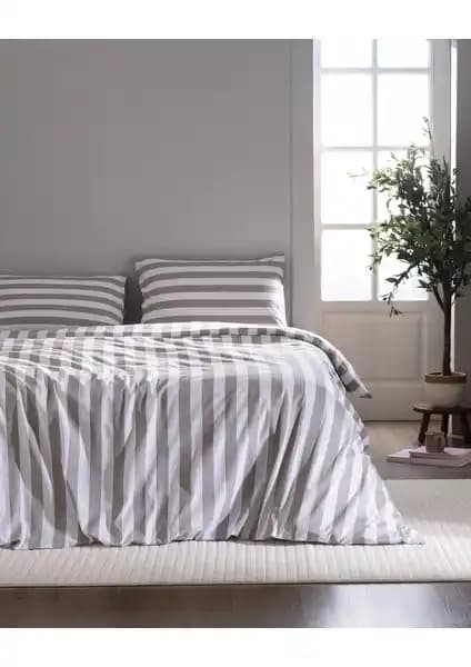 Madame Coco Avignon Nevresim Takımı: Şık ve Konforlu Yatak Odası Tasarımı