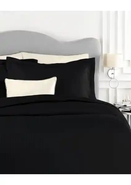 Madame Coco Elicia Çizgili Saten Nevresim Takımı Geniş Aileler İçin Şık ve Konforlu Tasarım