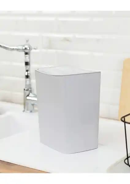 Madame Coco Olivier Switch Çöp Kovası: Şık Tasarım ve Pratik Kullanım Özellikleri