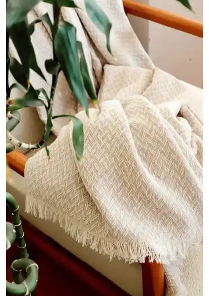 Mahmi Pamuk Kaymaz Desen Koltuk Örtüsü: Şık ve Fonksiyonel Tasarım Özellikleri