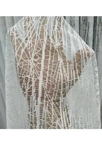 Modern Spor Desenli Cam Kırığı Temalı Tül Perde Estetik ve İşlevselliği Bir Arada Sunar