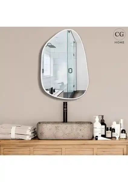 Modern ve Şık Asimetrik Dekoratif Ayna: Ev ve Ofis Dekorasyonunda Kullanışlı ve Estetik Çözüm