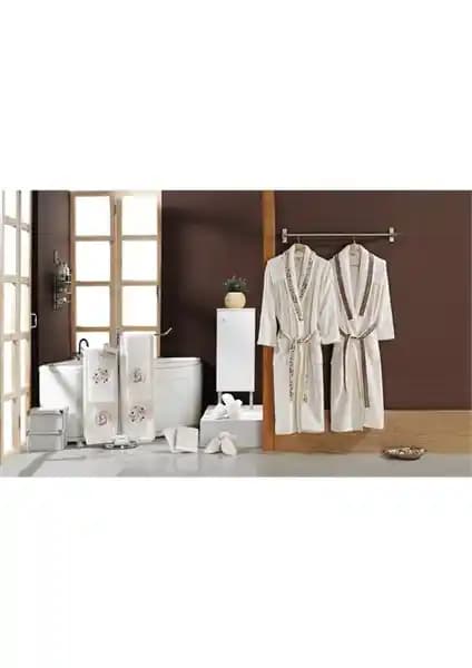 Nurpak Meltem Aile Bornoz Seti: Şıklık ve Konforu Bir Araya Getiren Yüksek Kalite Banyo Seti