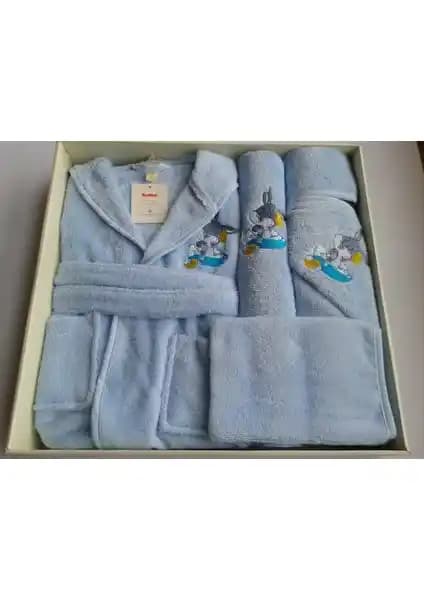 Özdilek Erkek Bebek Bambu Bornoz Seti Bugs Bunny ile Konfor ve Şıklık Bir Arada