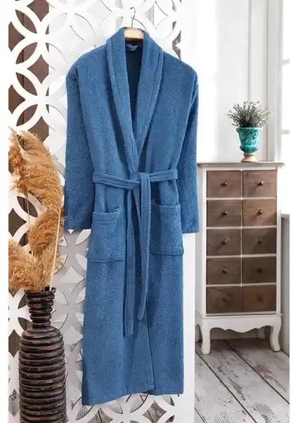 Pamuklu Bukle Şalyaka Lacivert Bornoz: Konfor ve Şıklığın Modern Buluşması