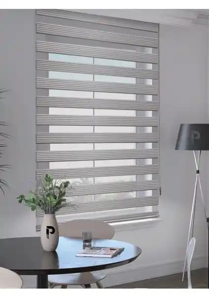 Perle Pleksili Açık Gri Zebra Perdeleri: Modern ve Dayanıklı Dekorasyon Unsuru