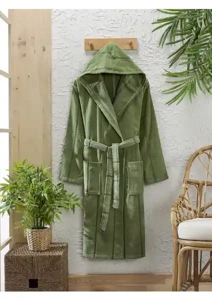 Semecca Lara Yeşil Kadife Kapüşonlu Unisex Pamuklu Bornoz Özellikleri ve Kullanım Avantajları