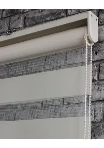 Sezerler Perde Ekonomik Krem Zebra Perde: Dayanıklı ve Estetik Çift Katlı Tasarım