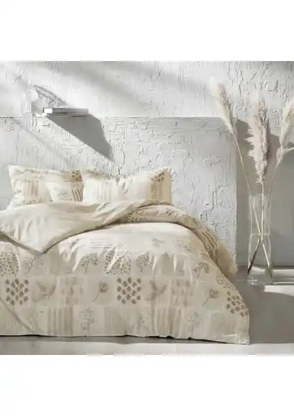 Taç Benin Ranforce Çift Kişilik Nevresim Takımı: Şık ve Konforlu Yatak Odası Dekorasyonu