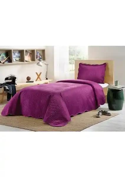 Taç Happy Days Cubix Mürdüm Yatak Örtüsü Seti Şıklık ve Dayanıklılık Sunar