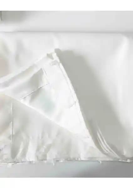 Taç Saten Güneşlik Perde: Modern ve Şık Tasarımıyla Ev Dekorasyonunu Zenginleştirir