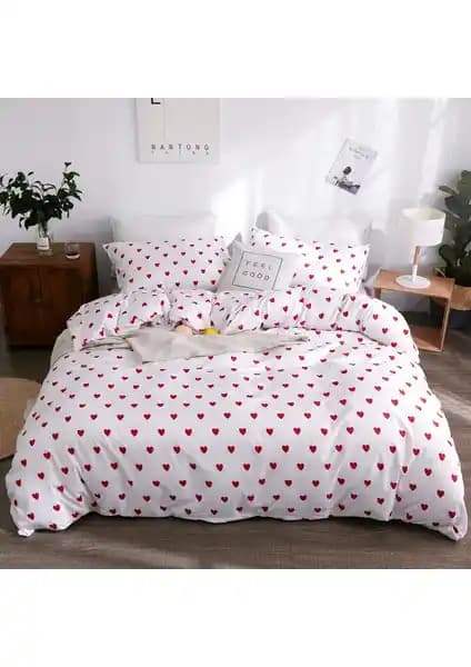 Valoroso Tekstil Çift Kişilik Kırmızı Kalp Desenli Nevresim Seti: Şık ve Konforlu Yatak Odası Dekoru