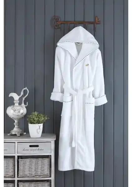 Varol Biyeli Kapşonlu Bambu Bornoz: Doğal ve Şık Ev Konforu İçin Uygun Tasarım