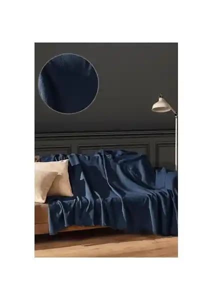 Viaden Merlin Koltuk Örtüsü: Sürdürülebilir ve Şık Koltuk Koruma Çözümü